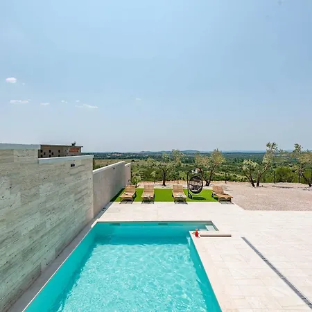 My Dalmatia - Pezer With Heated Swimming Pool, Sauna And Jacuzzi 度假居