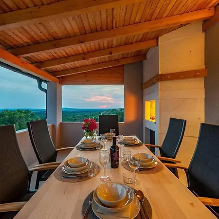 My Dalmatia - Pezer With Heated Swimming Pool, Sauna And Jacuzzi 度假居