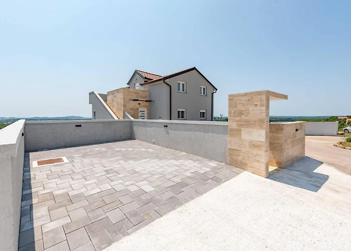 My Dalmatia - Pezer With Heated Swimming Pool, Sauna And Jacuzzi Hébergement de vacances *