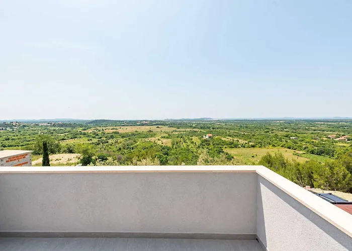 My Dalmatia - Pezer With Heated Swimming Pool, Sauna And Jacuzzi بنكوفاتش