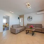 My Dalmatia - Pezer With Heated Swimming Pool, Sauna And Jacuzzi Prázdninový dům *