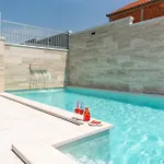 My Dalmatia - Pezer With Heated Swimming Pool, Sauna And Jacuzzi Prázdninový dům *